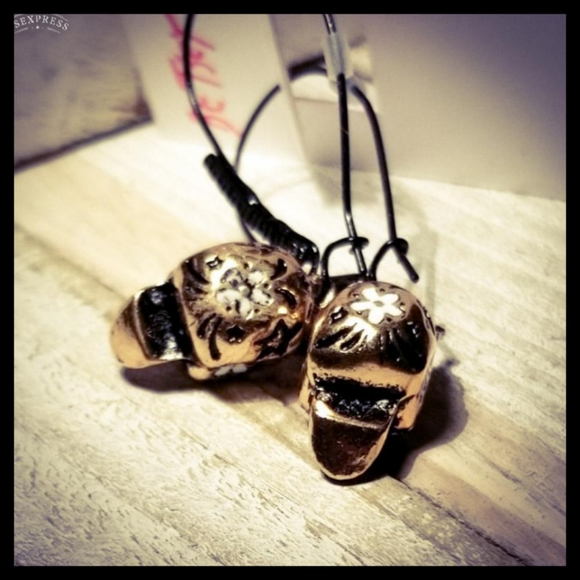 Betsey Johnson Skull Shepherd Hoop Drop Earrings - Picture 5 of 11